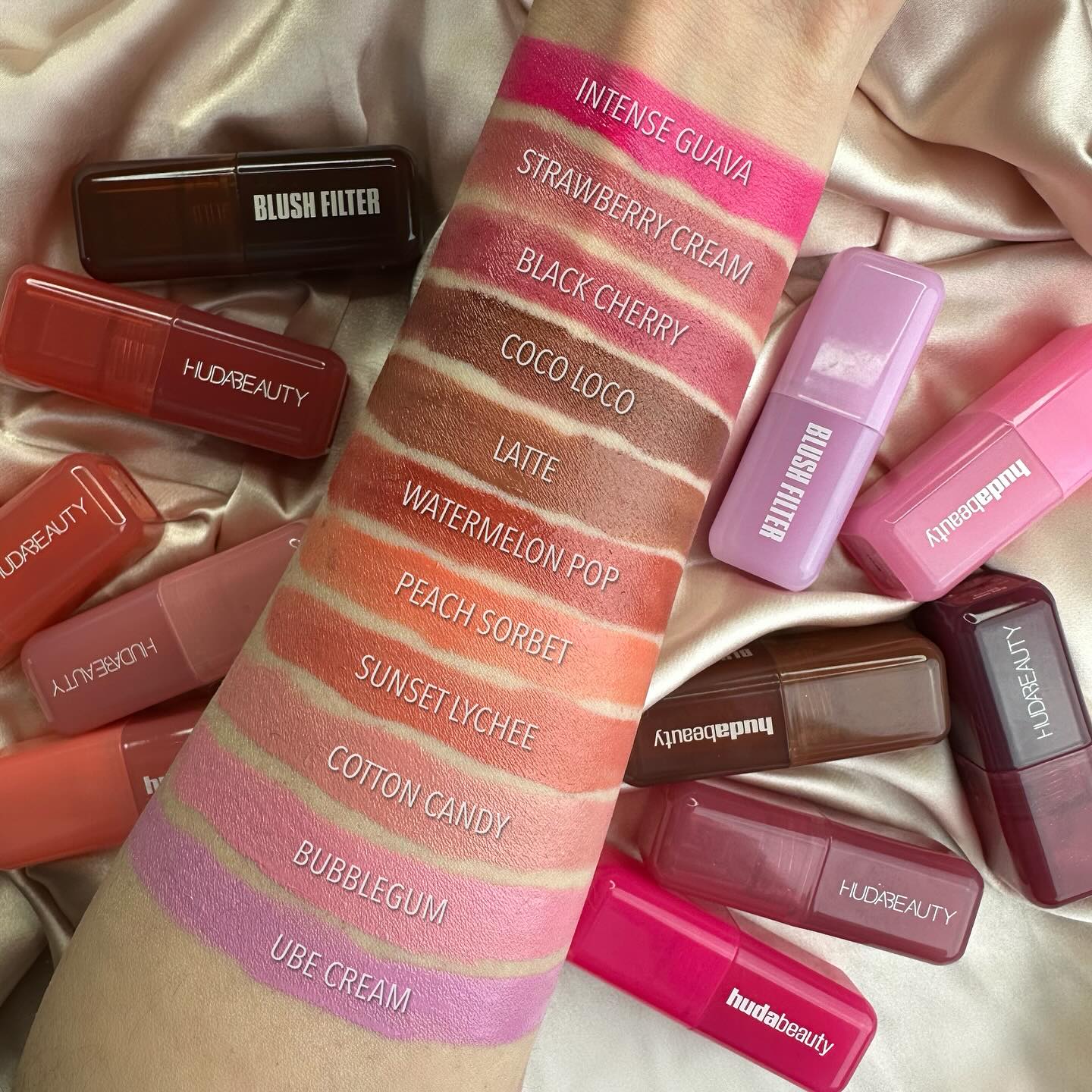 Beauty Pocket Blush LIP Stick  - Huda Beauty Makeup Bag ulasan dan harga